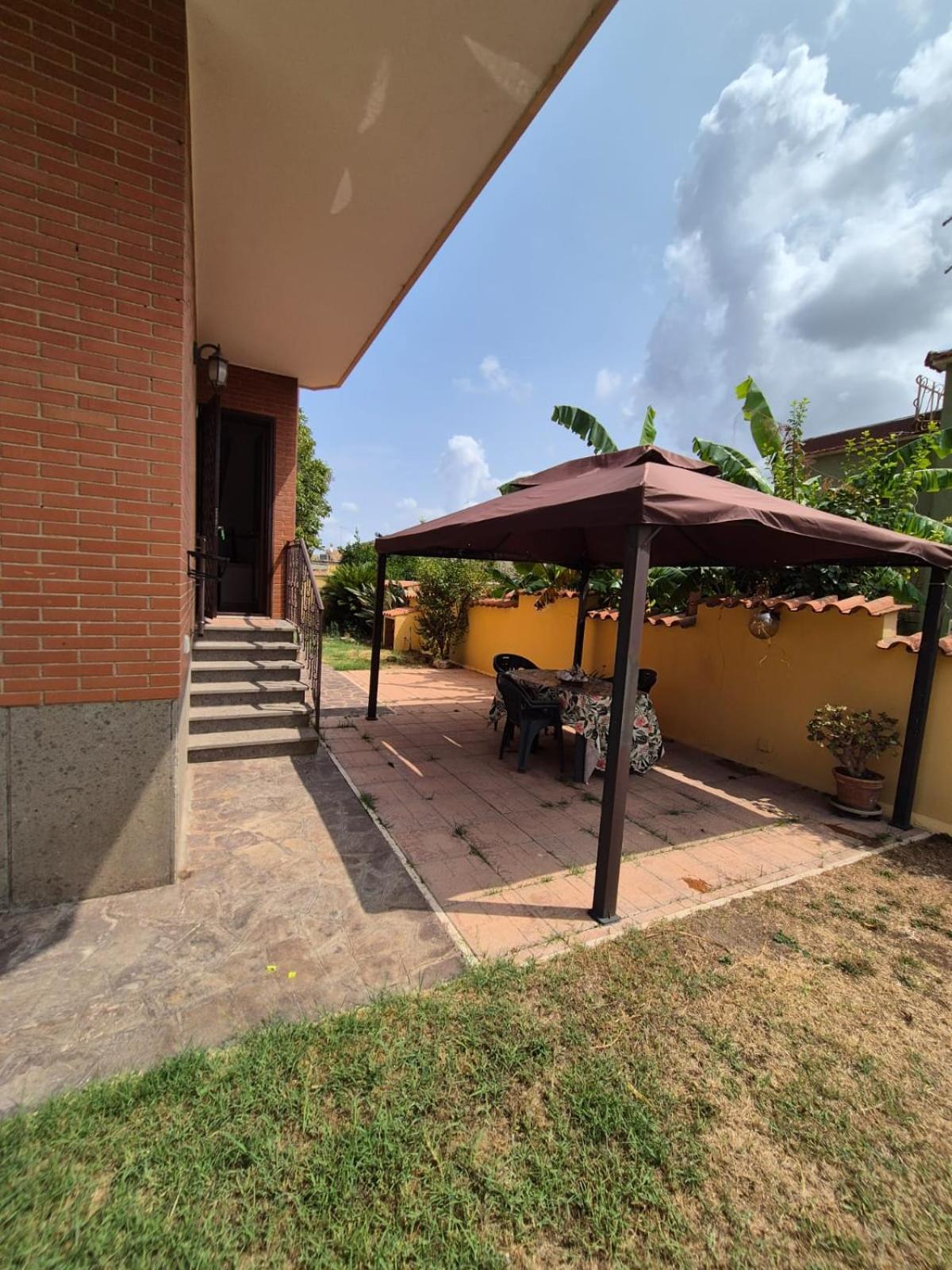 Madi House Apartment Fiumicino Ngoại thất bức ảnh