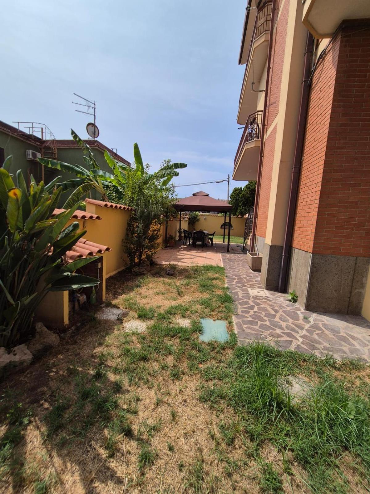 Madi House Apartment Fiumicino Ngoại thất bức ảnh
